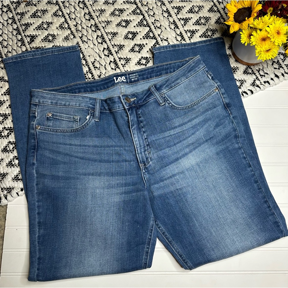 LEE straight leg mid rise jeans
